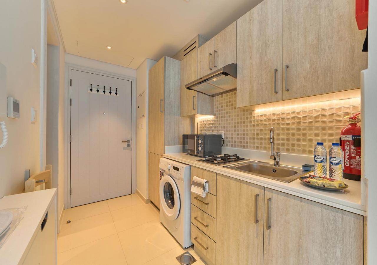 First Class Apartments In Seven Palm With Direct Access To The West Palm Beach And Nakheel Mall Dubai Exterior photo